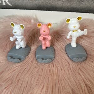 Bear Figurine mobile holder- White and Pink available
